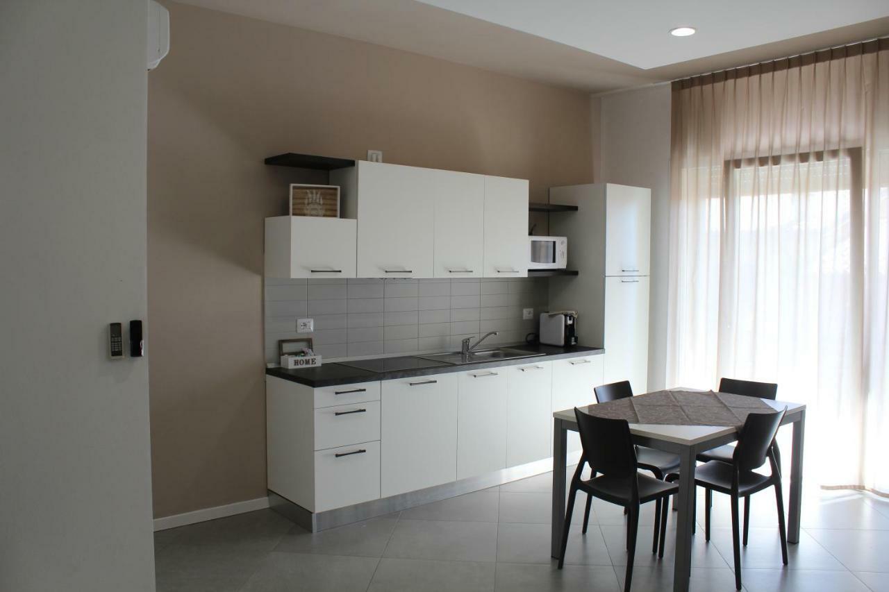 Aparthotel Residenza Sante Lazise Zewnętrze zdjęcie